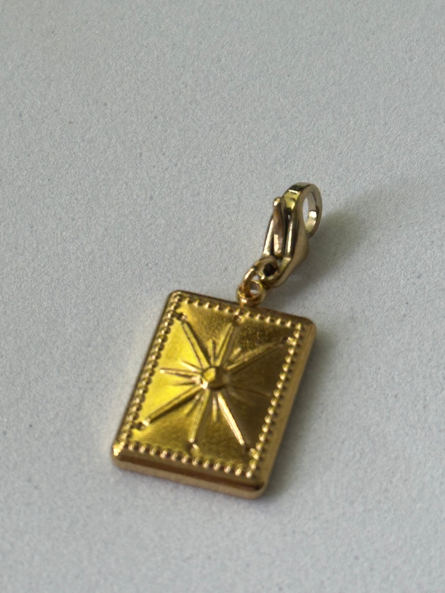 Pendentif Cla
