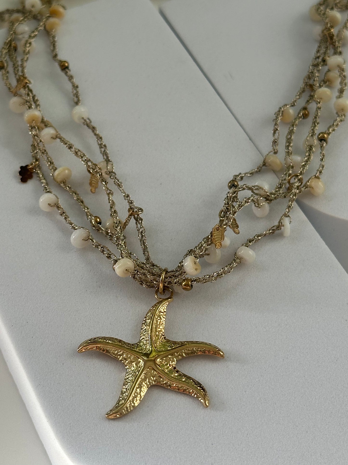 Collier Peri