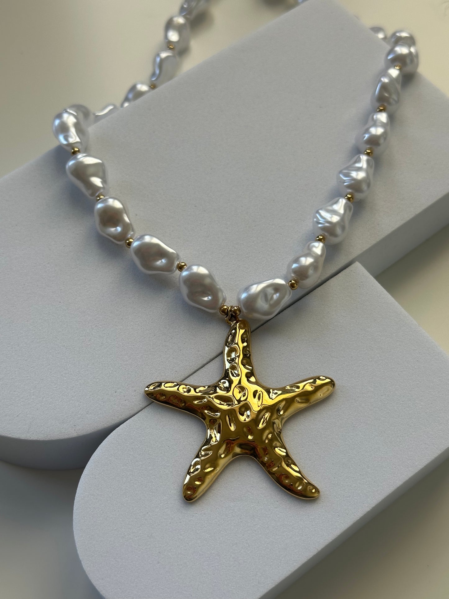 Collier Ariel