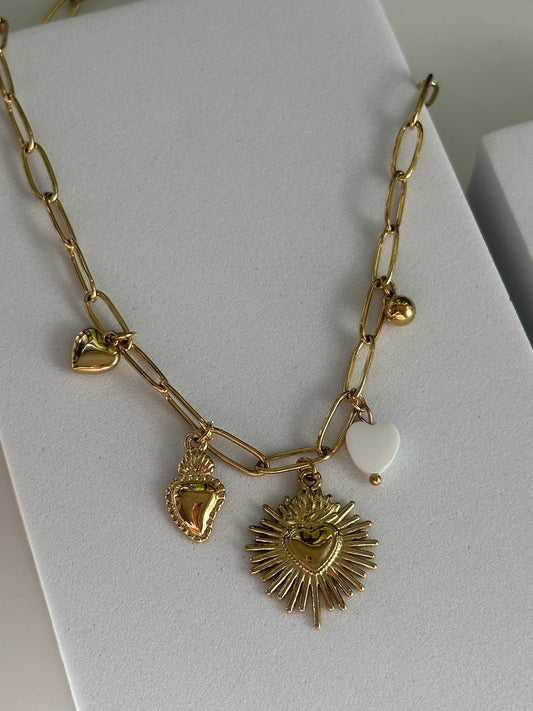 Collier Nesli